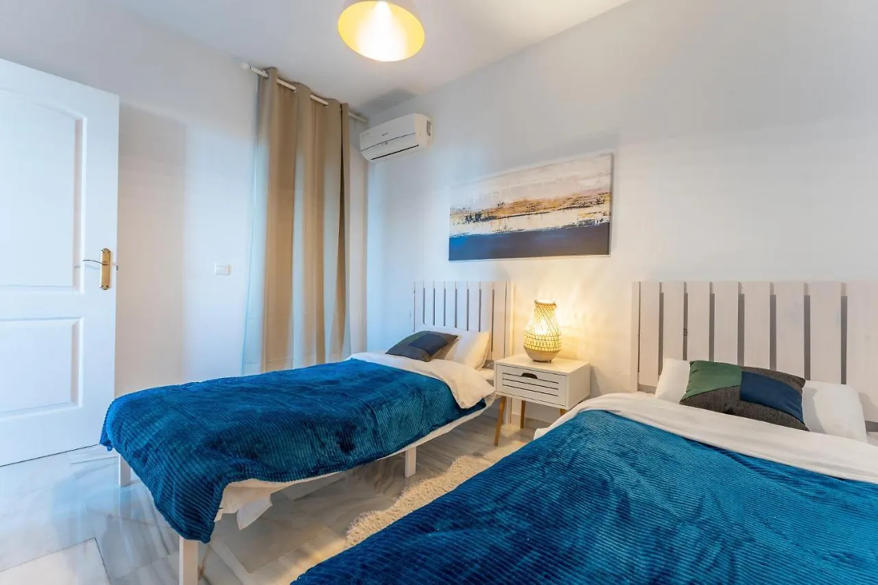 Benalmadena Beachfront Retreat Big Balcony And City Sea Views Apartment