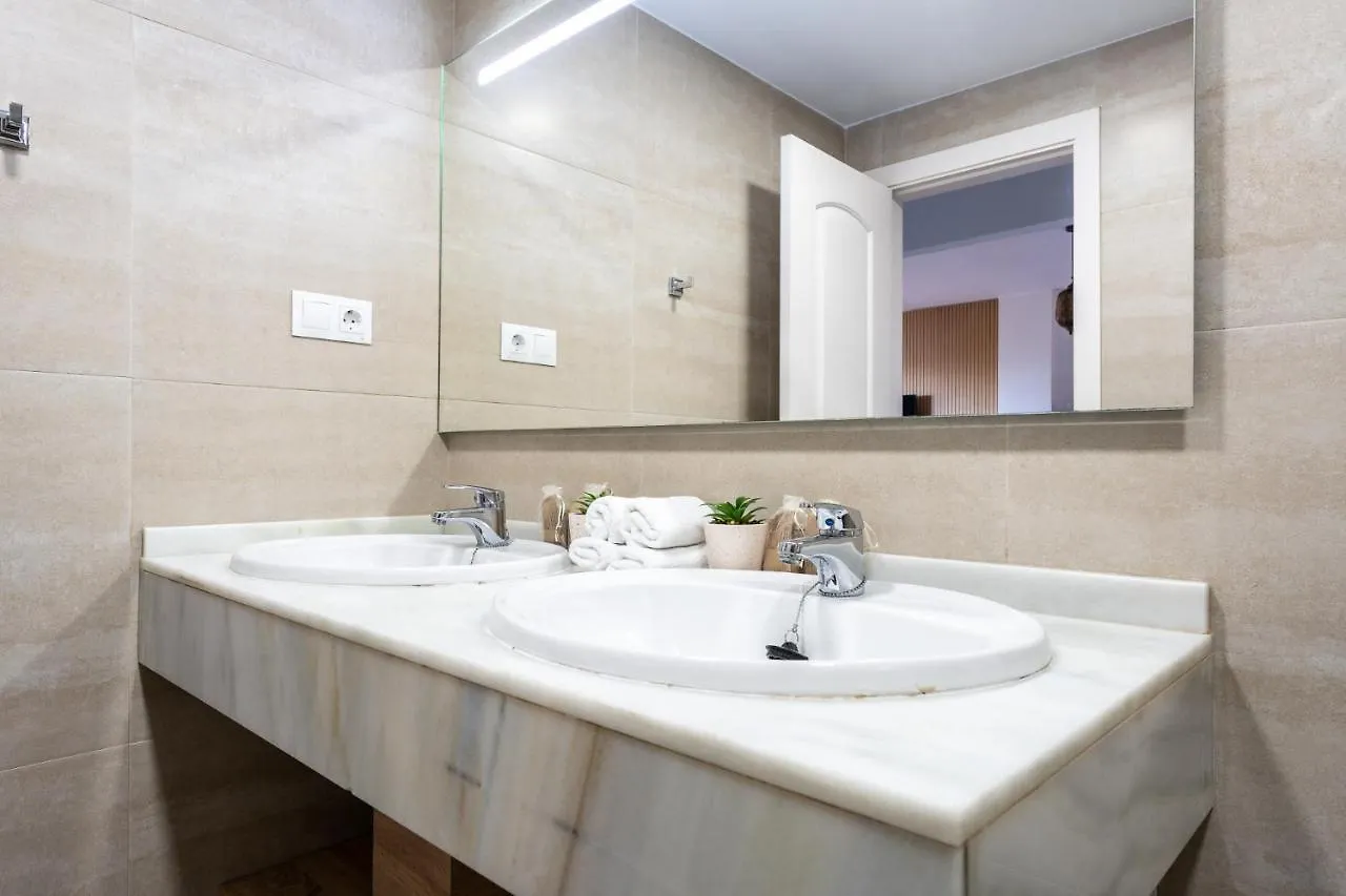 Benalmadena Beachfront Retreat Big Balcony And City Sea Views Apartment 0*,  Spain